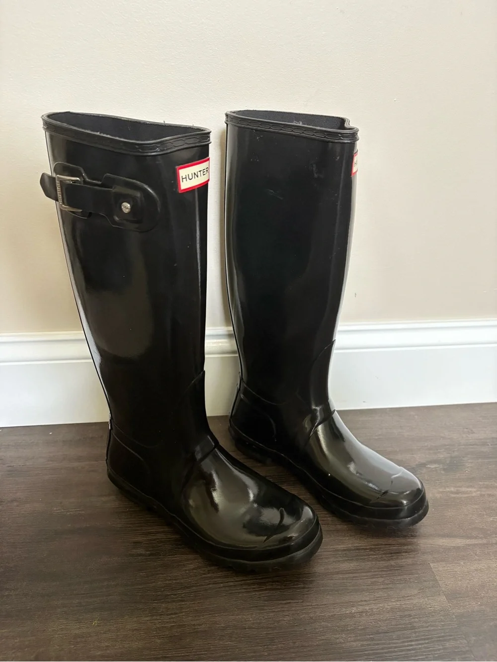 Hunter Women's Tall Gloss Black Rain Boots